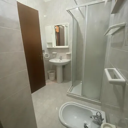 Duca Abruzzi - Agenzia Apartmán